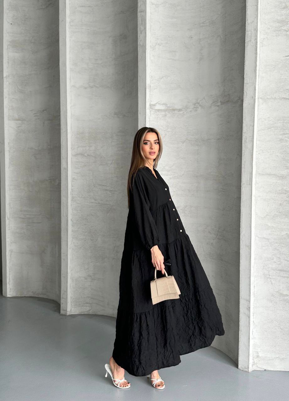 Noir Elegance